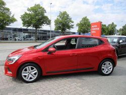 Rot Gebraucht 2021 Renault Clio V Business Limousine | 11.980 € (Fairer Preis)