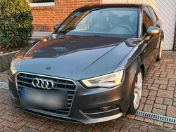 Grau Gebraucht 2013 Audi A3 Sportback Limousine | 8.900 € (Etwas zu teuer)