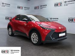 Kaminarot (3u5)/ black (202) Neu 2025 Toyota C-HR Team SUV | 36.990 € (Guter Preis)