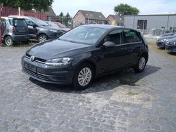 Grau Gebraucht 2018 VW Golf VII Trendline Limousine | 9.450 € (Fairer Preis)