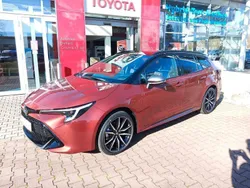 Orange Neu 2025 Toyota Corolla Sport Limousine | 37.900 €
