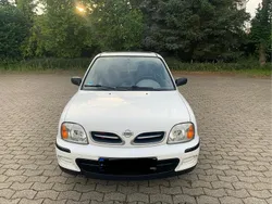 Weiß Gebraucht 2000 Nissan Micra Kleinwagen | 550 € (Guter Preis)