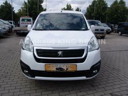 Weiß Gebraucht 2017 Peugeot Partner Tepee Active Van / Kleinbus | 13.800 € (Teuer)