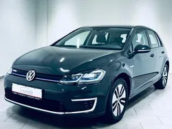 Grau Gebraucht 2021 VW e-Golf Kleinwagen | 15.480 € (Guter Preis)