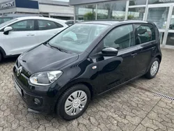 Schwarz Gebraucht 2016 VW up! move up! Kleinwagen | 5.690 € (Etwas zu teuer)
