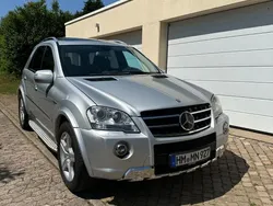 Silber Gebraucht 2009 Mercedes ML63 AMG AMG SUV | 17.000 € (Guter Preis)