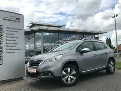 Grau Gebraucht 2015 Peugeot 2008 Allure SUV | 11.990 € (Teuer)