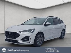 Silber Gebraucht 2023 Ford Focus ST-Line X Kombi | 19.640 € (Guter Preis)