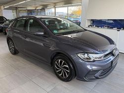 Grau Gebraucht 2022 VW Polo Life Kleinwagen | 15.890 € (Fairer Preis)