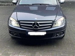 Grau Gebraucht 2008 Mercedes C320 Limousine | 9.000 € (Fairer Preis)
