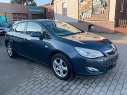 Blau Gebraucht 2010 Opel Astra Edition Limousine | 5.290 € (Fairer Preis)