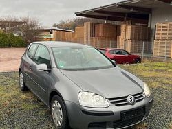 Grau Gebraucht 2005 VW Golf V Kleinwagen | 1.850 € (Fairer Preis)