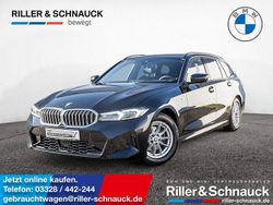 Black sapphire Gebraucht 2024 BMW 320 M Sport Kombi | 39.450 € (Fairer Preis)