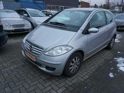 Silber Gebraucht 2007 Mercedes A170 Limousine | 2.900 € (Guter Preis)