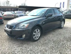 Lexus IS220