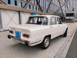 Beige Gebraucht 1976 Alfa Romeo Giulia Super Limousine | 12.900 €
