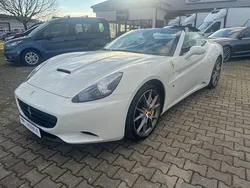 Bianco avus 100 (3100) Gebraucht 2012 Ferrari California Cabrio | 112.900 € (Guter Preis)