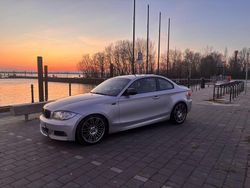 Silber Gebraucht 2011 BMW 120 Coupé M Performance Coupé | 7.499 €