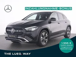 Metalliclack kosmosschwarz Gebraucht 2024 Mercedes GLA200 Progressive SUV | 37.375 € (Superpreis)