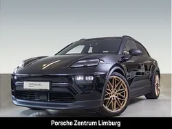 Tiefschwarzmetallic Gebraucht 2025 Porsche Macan SUV | 86.790 € (Superpreis)