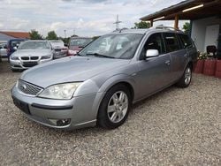 Grau Gebraucht 2006 Ford Mondeo Ghia Kombi | 700 € (Superpreis)