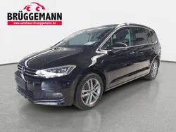 Schwarz Gebraucht 2024 VW Touran Highline Van / Kleinbus | 32.890 € (Guter Preis)