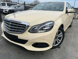 Gelb Gebraucht 2016 Mercedes E220 Limousine | 5.990 €