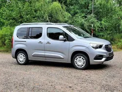 Grau metallic Gebraucht 2018 Opel Combo Innovation Van / Kleinbus | 15.990 € (Teuer)