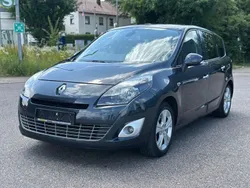 Grau Gebraucht 2009 Renault Scénic III Dynamique Van / Kleinbus | 6.499 € (Fairer Preis)