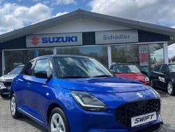 Blau Neu 2025 Suzuki Swift Comfort Limousine | 21.790 €