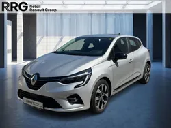 Silber Gebraucht 2023 Renault Clio V Evolution Limousine | 17.290 € (Fairer Preis)