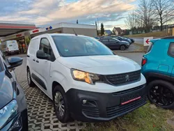 Weiß Gebraucht 2019 Peugeot Partner Premium Van / Kleinbus | 11.999 € (Fairer Preis)