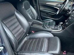 Blau Gebraucht 2009 Opel Insignia Kombi | 2.300 €