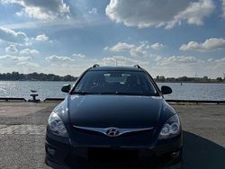 Schwarz Gebraucht 2011 Hyundai i30 Classic Kombi | 5.750 € (Etwas zu teuer)