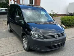 Schwarz Gebraucht 2013 VW Caddy Trendline Van / Kleinbus | 4.500 € (Guter Preis)