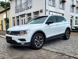 Weiß Gebraucht 2019 VW Tiguan Allspace IQ Drive SUV | 20.900 € (Guter Preis)