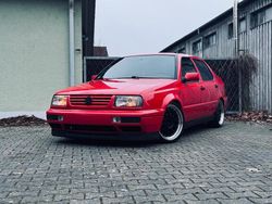 Rot Gebraucht 1997 VW Jetta GTI Limousine | 5.999 €