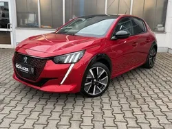 Rot Gebraucht 2020 Peugeot e-208 GT Kleinwagen | 17.460 € (Fairer Preis)