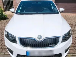Weiß Gebraucht 2014 Skoda Octavia vRS Kombi | 13.750 € (Fairer Preis)