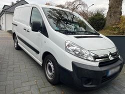 Weiß Gebraucht 2016 Citroën Jumpy Kombi | 7.650 €