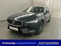 Pebble grey / metallic Gebraucht 2021 Volvo V60 R-Design Kombi | 33.770 € (Fairer Preis)