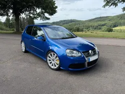 Blau Gebraucht 2006 VW Golf V R Limousine | 14.750 €