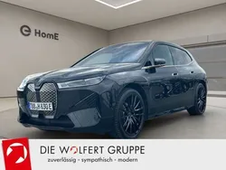 Saphirschwarz metallic Gebraucht 2023 BMW iX Executive SUV | 83.250 € (Teuer)