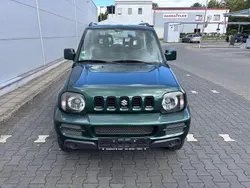 Grün Gebraucht 2008 Suzuki Jimny SUV | 7.899 € (Fairer Preis)