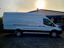 Frostweiß Gebraucht 2024 Ford Transit Trend Van / Kleinbus | 27.600 € (Guter Preis)