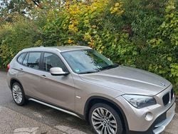 Grau Gebraucht 2011 BMW X1 SUV | 6.799 € (Guter Preis)