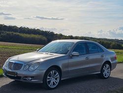 Silber Gebraucht 2006 Mercedes E320 Avantgarde Limousine | 8.500 € (Teuer)
