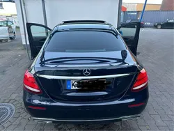 Blau Gebraucht 2018 Mercedes E350 Limousine | 27.499 € (Etwas zu teuer)