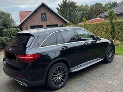Schwarz Gebraucht 2018 Mercedes GLC250 AMG line SUV | 26.990 € (Fairer Preis)
