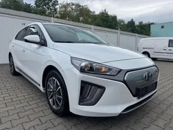 Ceramic white Gebraucht 2021 Hyundai Ioniq 6 Limousine | 15.499 € (Superpreis)